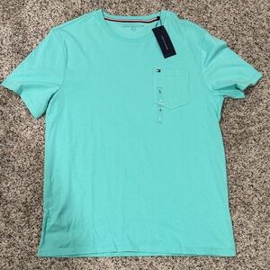 Tommy Hilfiger Men's Short Sleeve Pocket Tee in Mint
